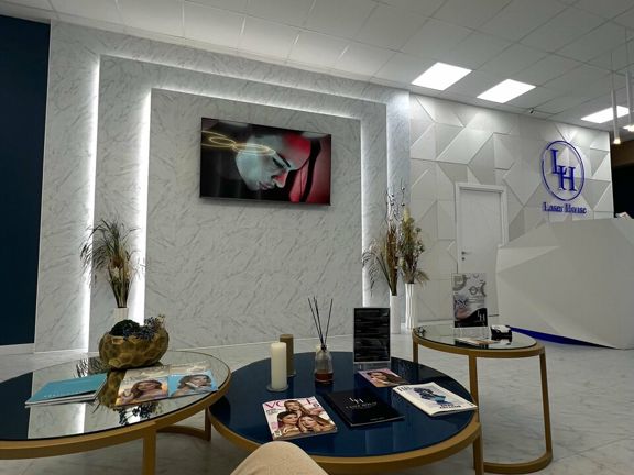 Laser House, интерьер