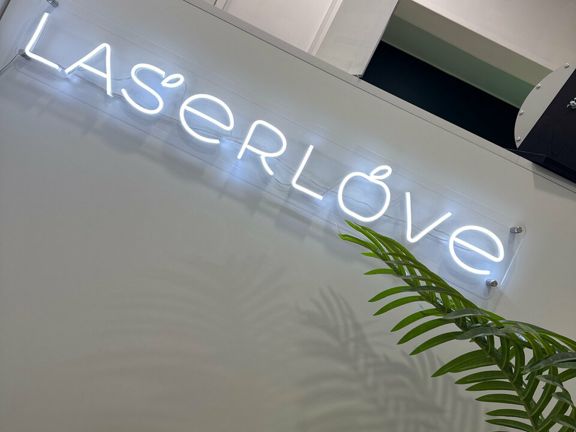 Laser Love, интерьер