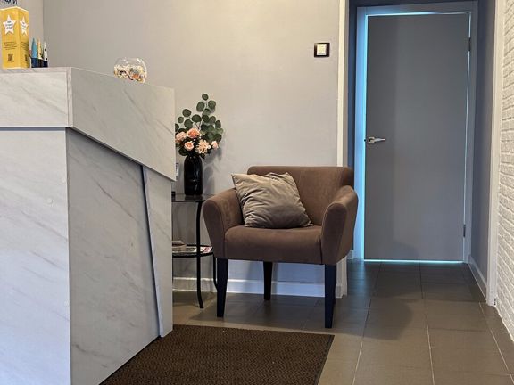 Laser V, интерьер