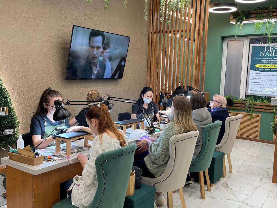 Les Nails, интерьер