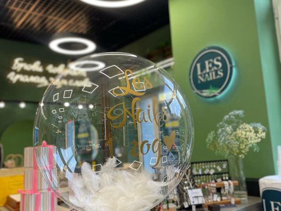 Les Nails, интерьер
