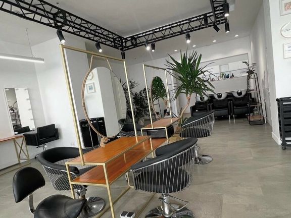 Losk hair, интерьер