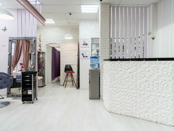 Love nails, интерьер