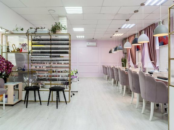 Love nails, интерьер