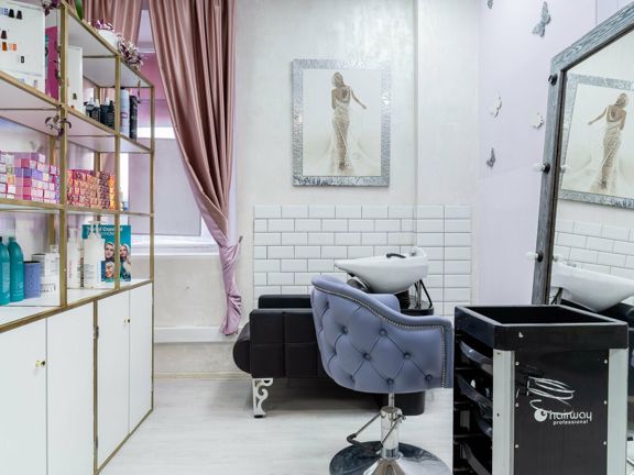 Love nails, интерьер