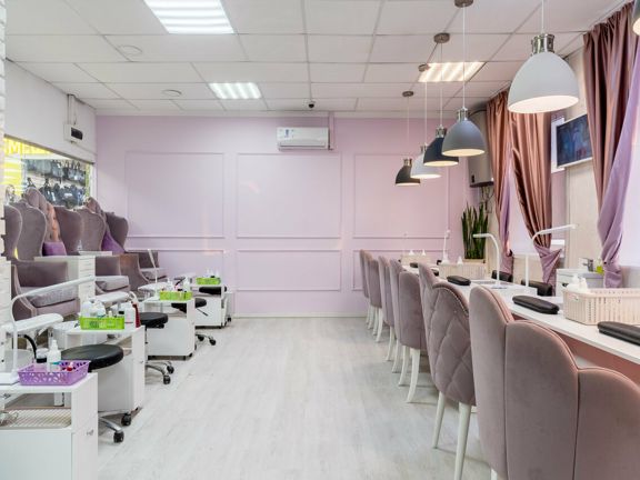 Love nails, интерьер