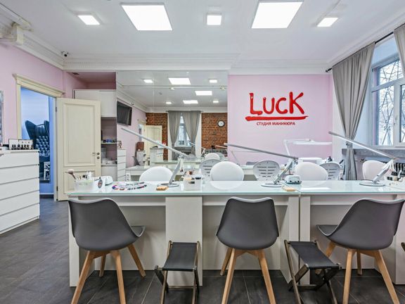 Luck, интерьер