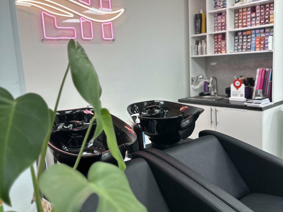 Lucky Hair, интерьер