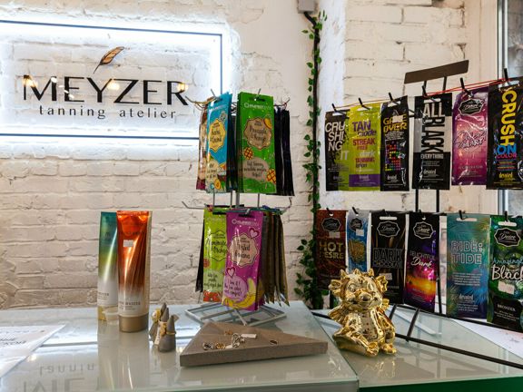 Meyzer Tanning Atelier, интерьер