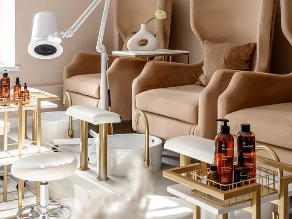 Mood nail bar, интерьер