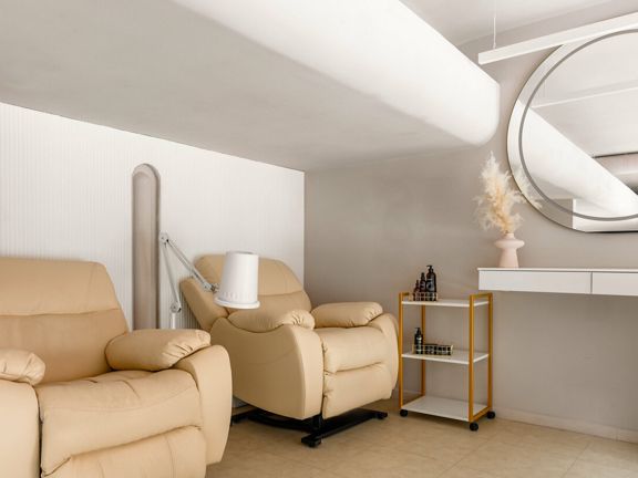 Mood nail bar, интерьер