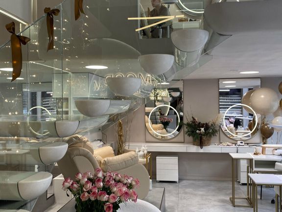 Mood nail bar, интерьер