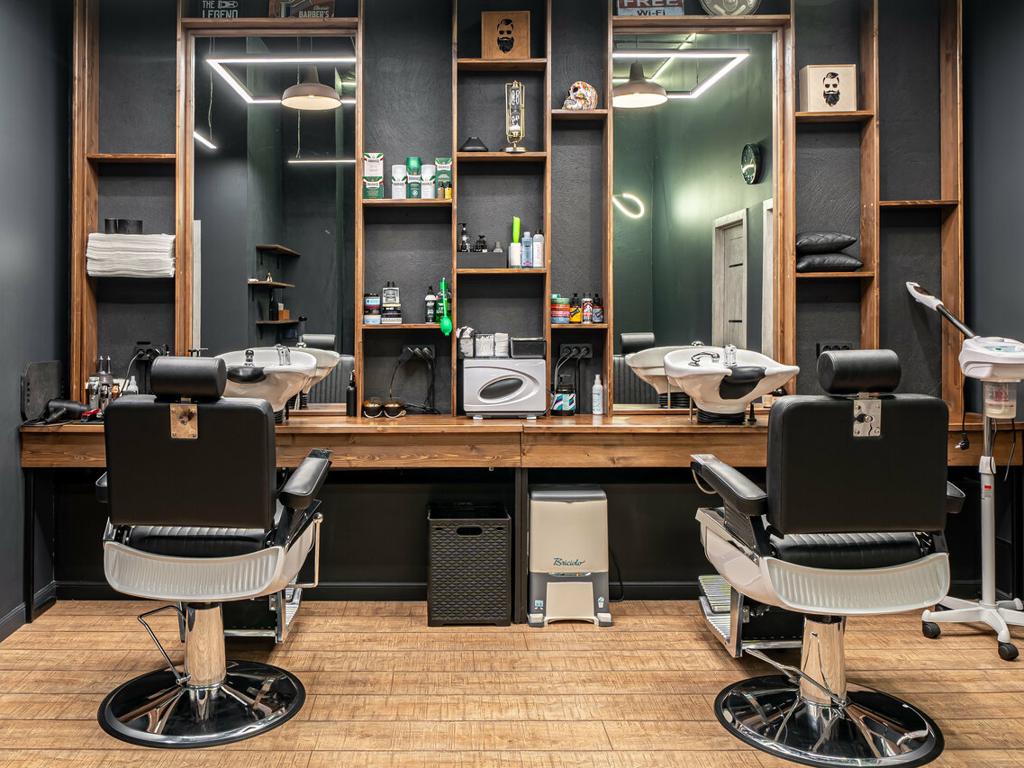 Mr. Barber, интерьер