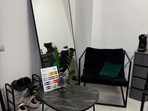 Myrza. Nails, интерьер
