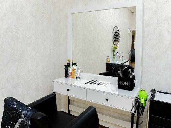 Nail art studio, интерьер