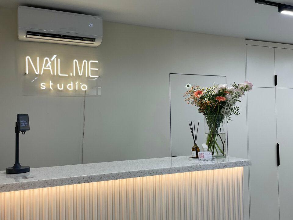 Nail Me, интерьер