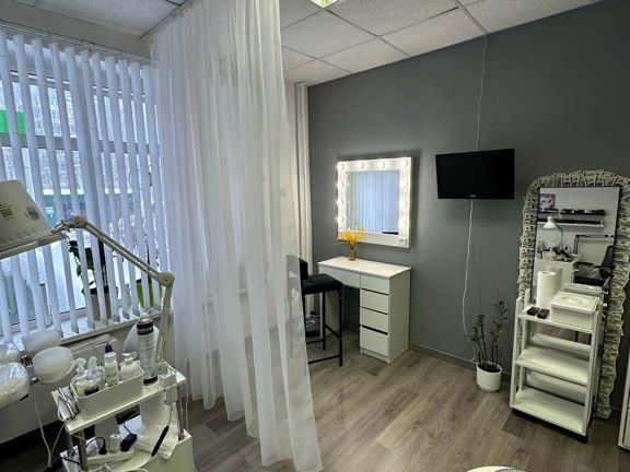Nail service, интерьер