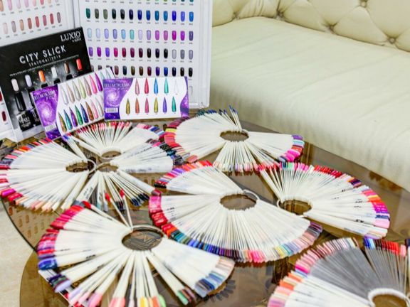 Nail shine, интерьер