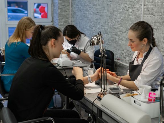 Nails Viktoria Vogue, интерьер