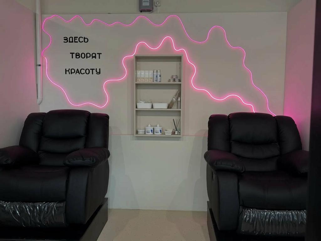 Наоми, интерьер