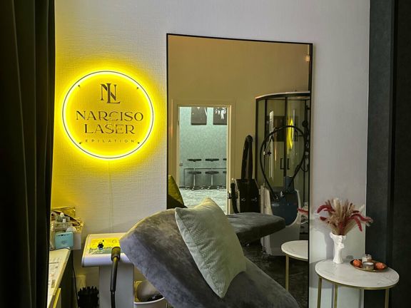Narciso Laser, интерьер