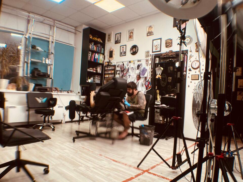 Nazare Tattoo, интерьер