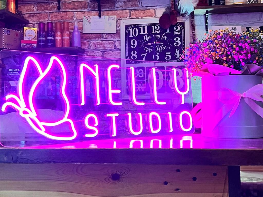 Nelly, интерьер