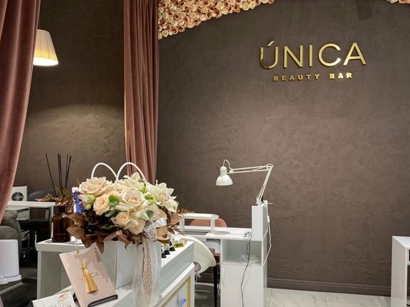 Única Beauty Bar, интерьер