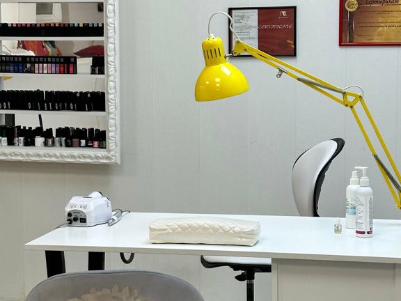 Oksi Nails Club, интерьер