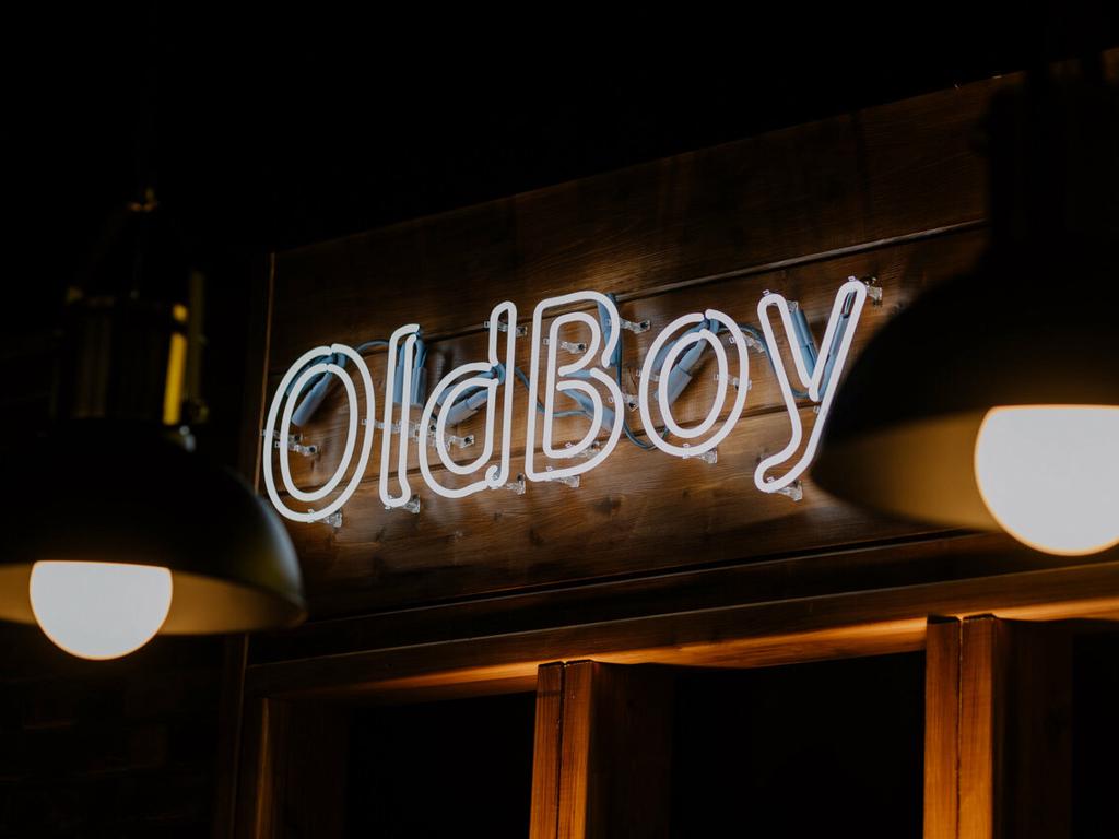 OldBoy, интерьер