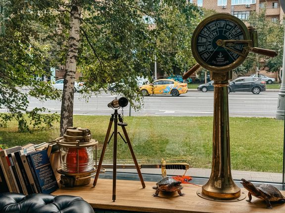 Остров сокровищ, интерьер