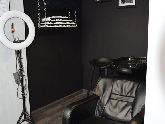 Pablo's Barbershop, интерьер