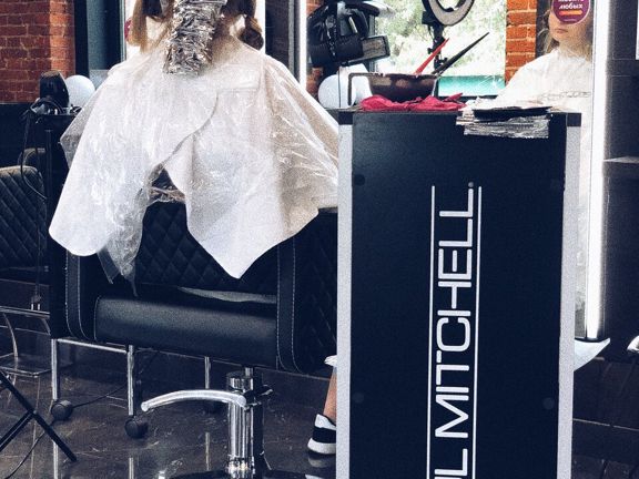 Paul Mitchell, интерьер