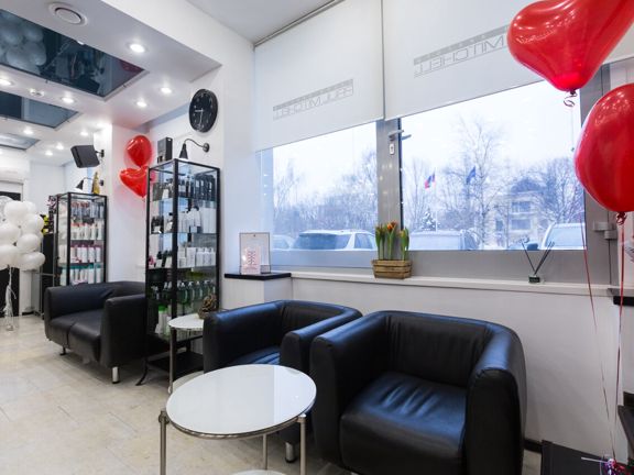Paul Mitchell, интерьер
