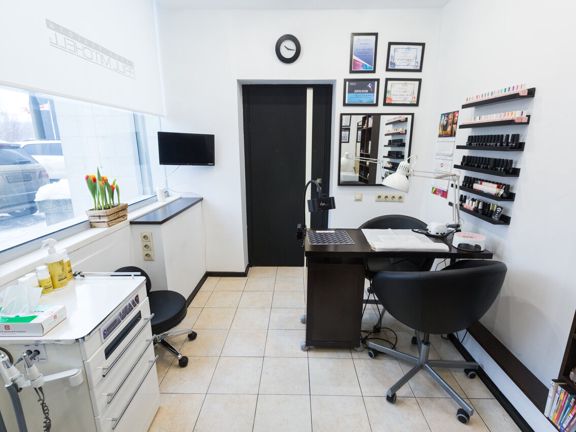 Paul Mitchell, интерьер