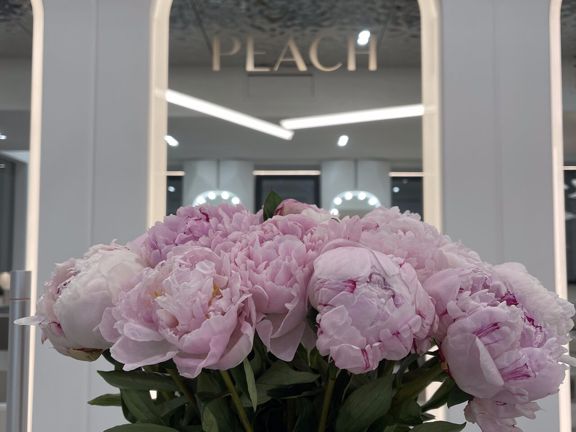 Peach, интерьер