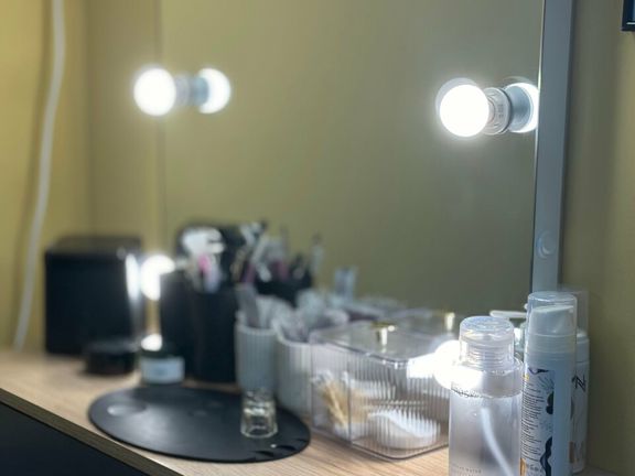 Permanent Make Up, интерьер