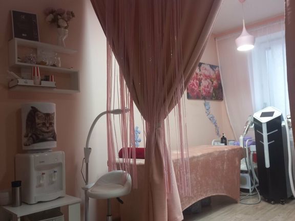 Pinky Laser, интерьер