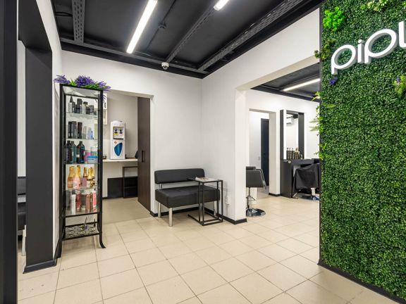 Pipl, интерьер
