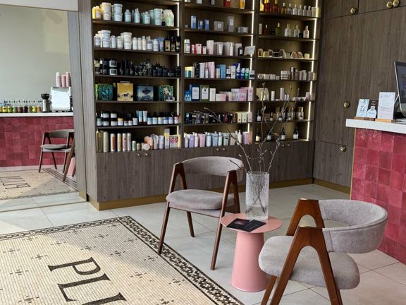 Plum, интерьер