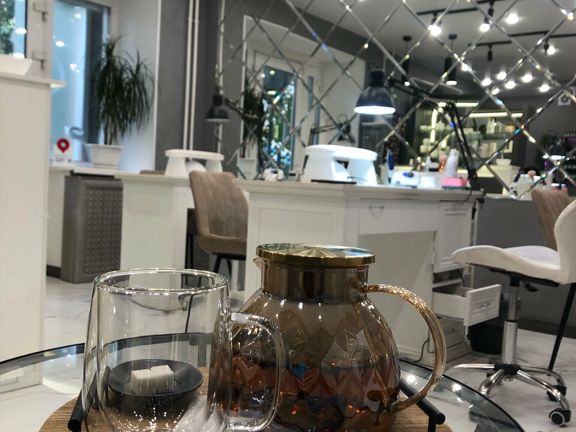 Queen Beauty Bar, интерьер