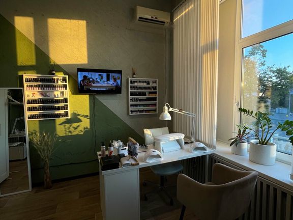 Razumova. nail, интерьер