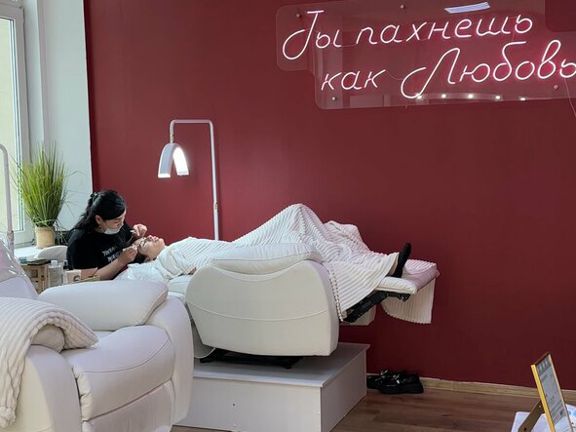 Ресницы Vivid Lash, интерьер
