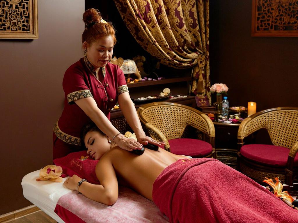 Royal Thai Sра, интерьер