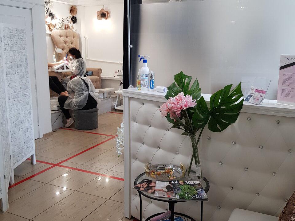 Rozi nails, интерьер