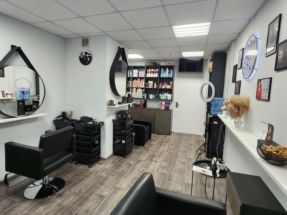 SafiraHairSchool, интерьер