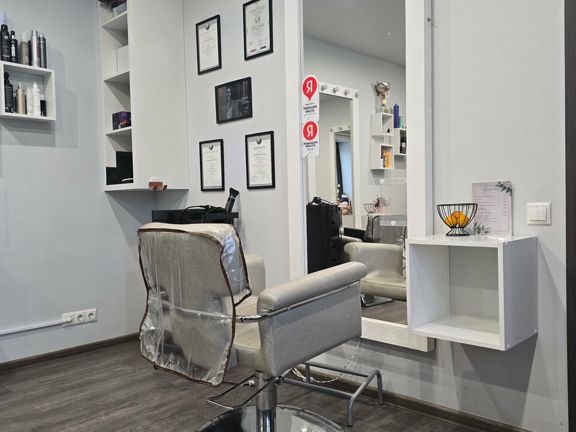 Salon Pione, интерьер