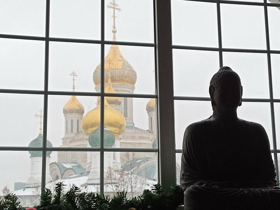 Школа Каула-йоги, интерьер