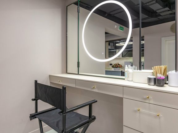 Sky Hall Beauty, интерьер