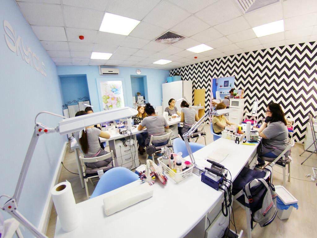 Sky Nails, интерьер